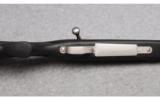 Weatherby Vanguard Rifle in 7MM Remington Magnum - 5 of 9