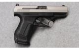 Walther P99 Pistol in .40 S&W - 2 of 3