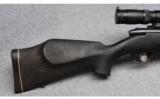 Weatherby Mark V Left Hand Rifle in .340 Wby Mag - 2 of 9