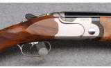 Beretta 692 Sporting Shotgun in 12 Gauge - 3 of 9