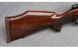 Weatherby Mark V Rifle in .257 Weatherby Magnum - 2 of 9
