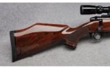 Weatherby Mark V Rifle in .30-06 Springfield - 3 of 9