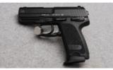 H&K ~ USP Compact ~.40 S&W - 3 of 3