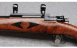 Weatherby South Gate FN Action Rifle in .300 Weatherby Magnum - 8 of 9