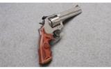Smith & Wesson 686-5 Revolver in .357 Magnum - 1 of 3