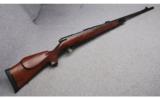 Weatherby Mark V Left Handed Rifle in .416 Wby Mag - 1 of 9