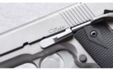 Dan Wesson ~ Valor 1911 ~ .45 ACP - 5 of 10