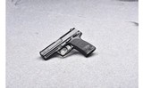 HK ~ USP 40 ~ .40 S&W - 2 of 2