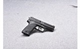 HK ~ USP 40 ~ .40 S&W - 1 of 2