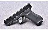 Glock 17 Gen5~9mm - 1 of 4