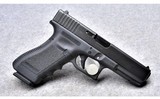Glock 22 Gen4~.40 S&W - 2 of 4