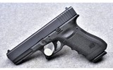 Glock 22 Gen3~.40 S&W - 1 of 4