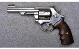 Smith & Wesson ~ 686-6 ~ .357 Magnum - 3 of 4