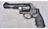 Smith & Wesson Model 327 TRR8 Performance Center .357 Magnum - 3 of 4