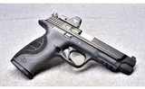 Smith & Wesson M&P 40L Performance Center~.40 S&W - 2 of 4