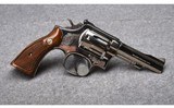 Smith & Wesson 15-4~.38 S & W Special - 2 of 4