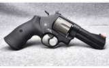 Smith & Wesson 329 PD Air Lite~.44 Magnum - 2 of 4