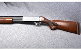 Ithaca Gun Co. Model 37 Featherlight~12 Gauge - 2 of 6