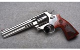 Smith & Wesson Model 629-6~.44 Magnum - 1 of 2