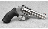 Smith & Wesson 686-6~.357 Magnum - 1 of 2