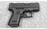 Springfield Armory XD-40~ .40S&W - 1 of 2