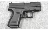 Springfield Armory sub compact XD-40~ .40S&W - 1 of 2