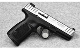 Smith & Wesson SD9 2.0~9MM - 1 of 2
