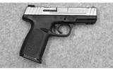 Smith & Wesson~ SD40 VE~ .40 S&W - 1 of 2