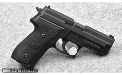 Sig Sauer P229~ .40 S&W