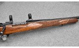 Weatherby Mark V~ .300 Weatherby Magnum - 3 of 9