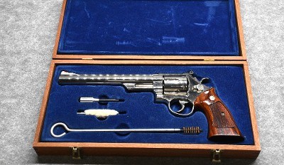 Smith & Wesson~ 29-2~ .44 Magnum