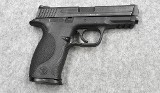 Smith & Wesson M&P 40~ .40s&w - 1 of 2