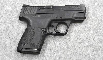 Smith & Wesson~ M&P 40 Shield~ .40 S&W