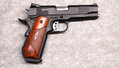 Smith & Wesson ~ SW1911SC ~ .45 Auto