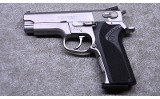 Smith & Wesson~ 4006~ .40 S&W - 2 of 2