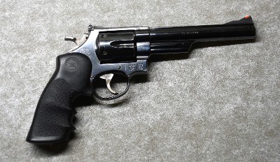 Smith & Wesson~ 629-2~ .44 Magnum