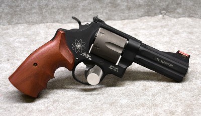 Smith & Wesson~ 329PD AirLite~ .44 Magnum