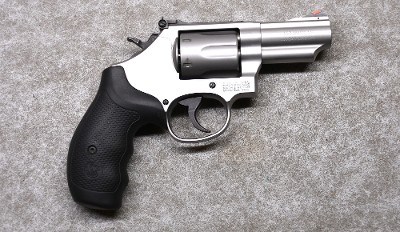 Smith & Wesson~ 66-8 Combat Magnum~ .357 Magnum