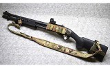 Remington Arms ~ Model 870 ~ 12 Gauge - 2 of 8