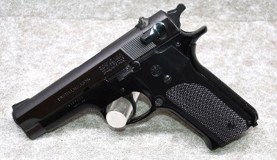 Smith & Wesson~ 59~ 9mm Luger - Image 1 of 2