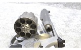 Smith & Wesson ~ Performance Center 929 ~ 9mm Luger - 4 of 6
