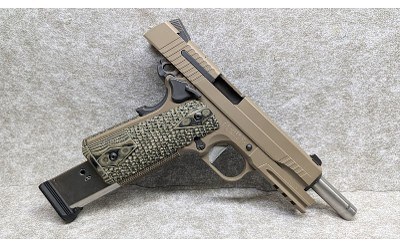 Sig Sauer ~ 1911 ~ .45 ACP - Image 3 of 4