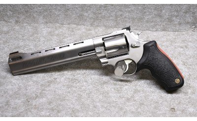 Taurus~ Raging Bull~ .454 Casull - Image 2 of 4