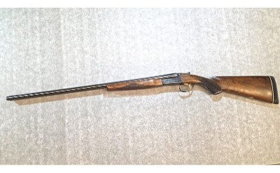 Ithaca ~ 200E ~ 12 Gauge - Image 2 of 9