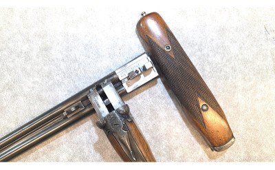 Ithaca ~ 200E ~ 12 Gauge - Image 9 of 9
