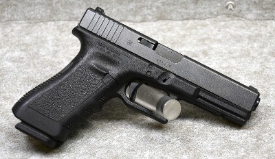 Glock~ 17 Gen 3~ 9mm Luger - Image 1 of 3