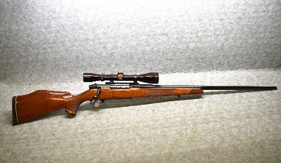 Weatherby~ Mark V~ .340 Weatherby Magnum - Image 1 of 9