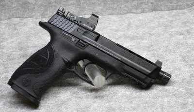 Smith & Wesson~ M&P9 Performance Center~ 9mm Luger