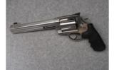 Smith & Wesson Model 500
.500 S&W Mag. - 3 of 7