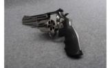 Smith & Wesson Model 686-4 Distinguished Combat Magnum
.357 Magnum - 3 of 6